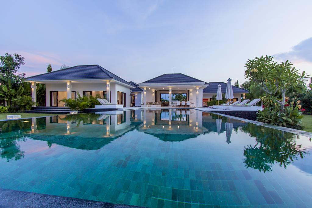 Villa Mathan Lovina Esterno foto